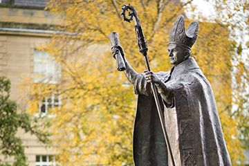 Statue of Bishop Henry Wardlaw in St Mary's College quadrangle