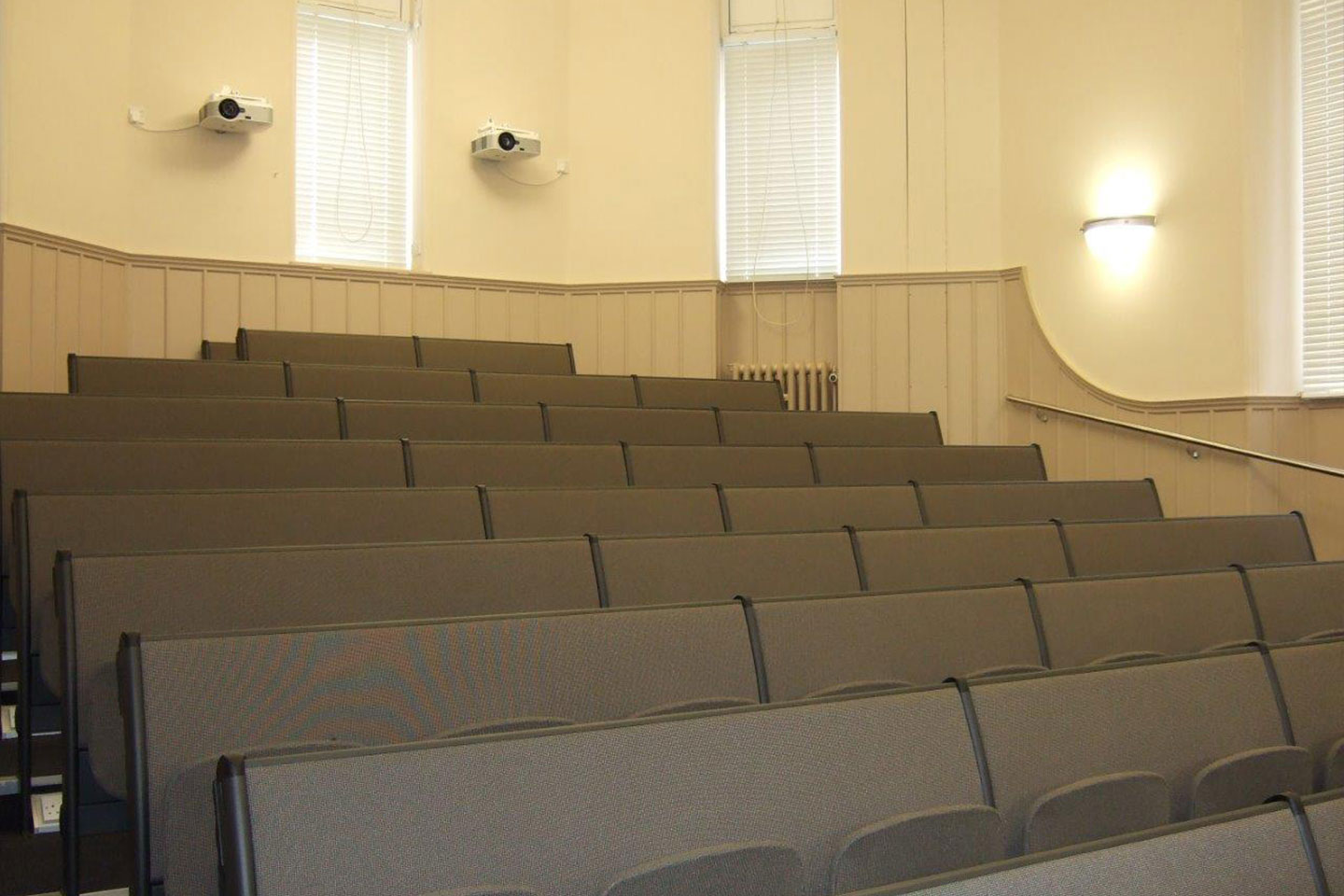 Lecture theatre in School V at United College Quadrangle