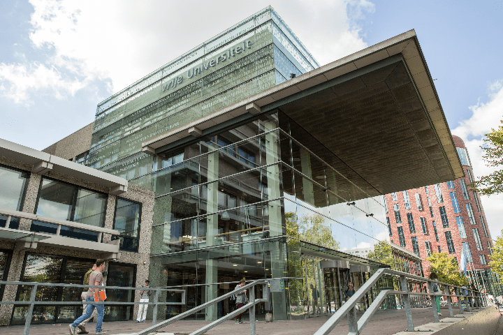The main entrance to VU