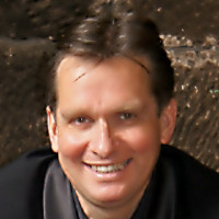 Murray McLachlan, Honorary Professor of Piano for the Music Centre