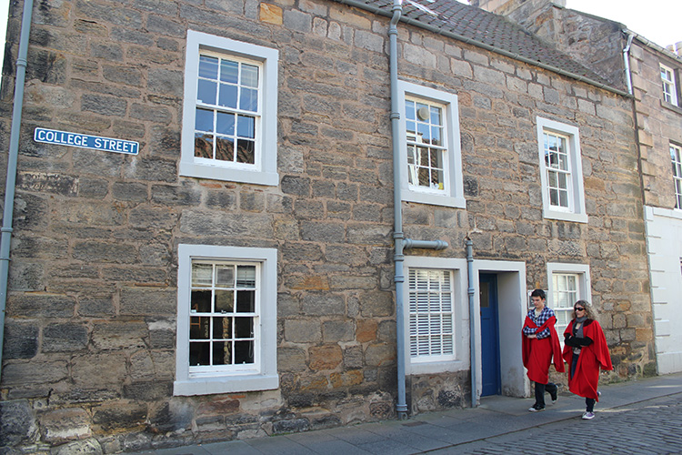 Exterior of the Arche building in College Street