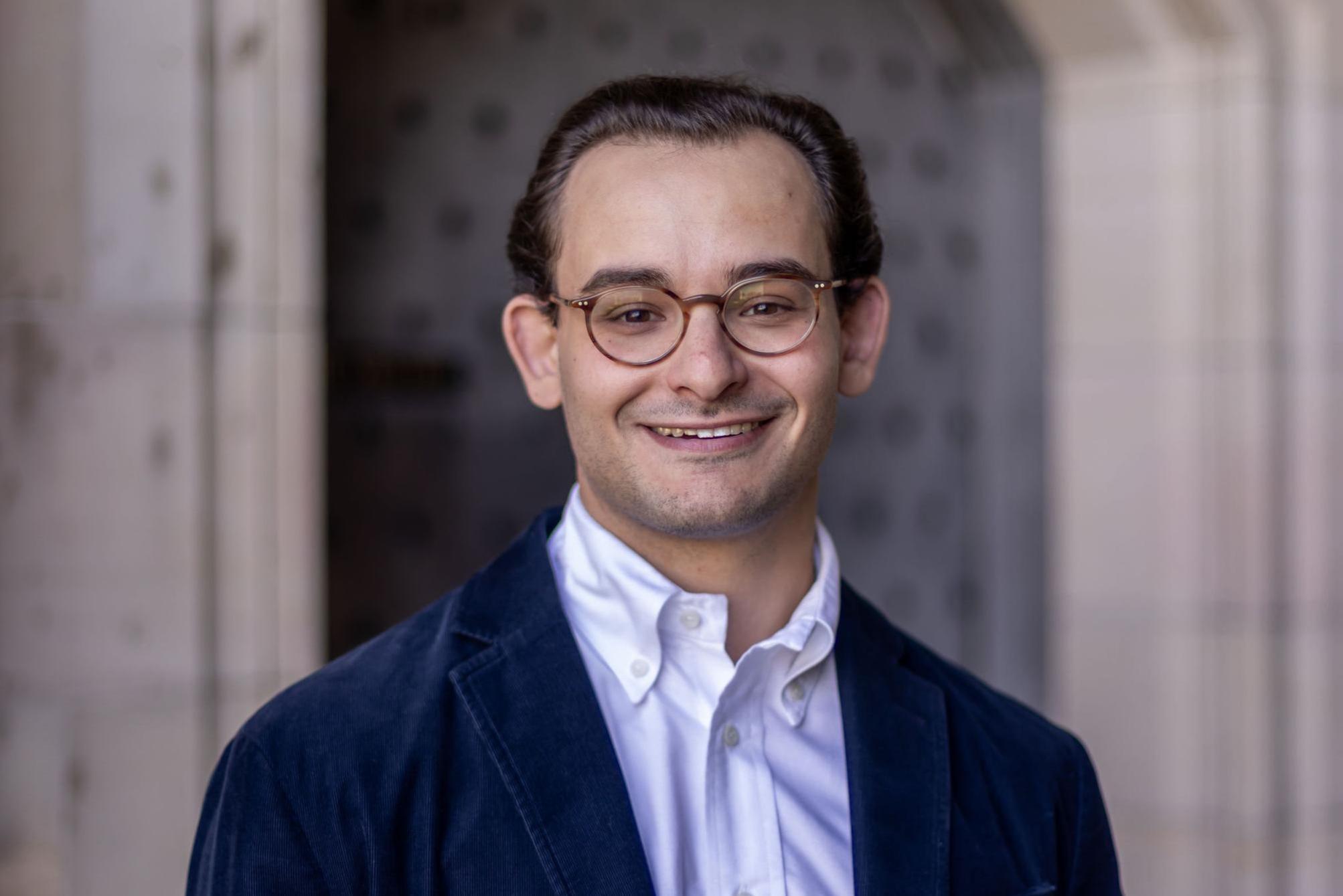 Dante Clementi receives Rutherford Prize