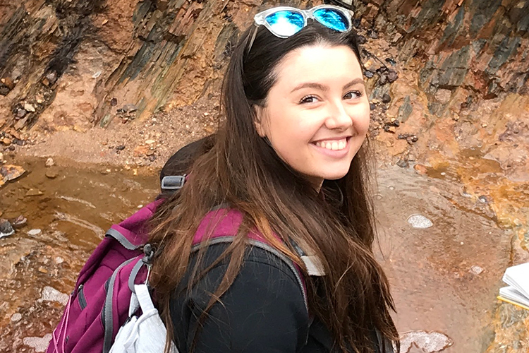 Graduate Phoebe Ross