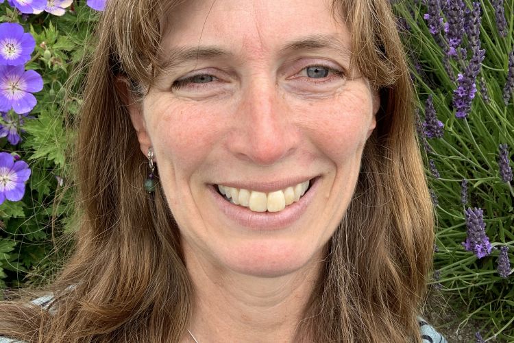 Major Research Fellowship for Rhiannon Purdie