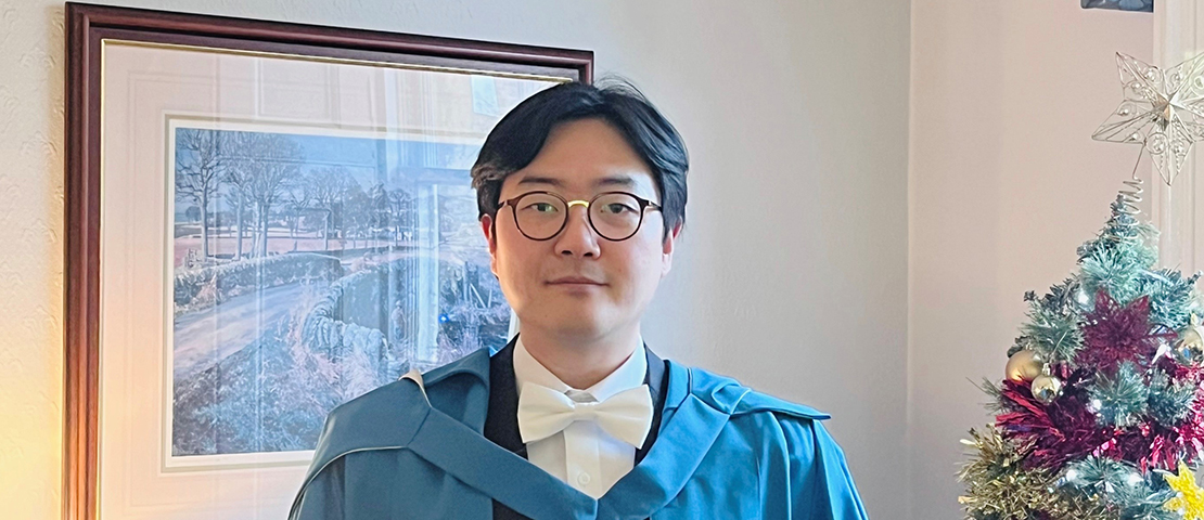 Dr Ban Lee